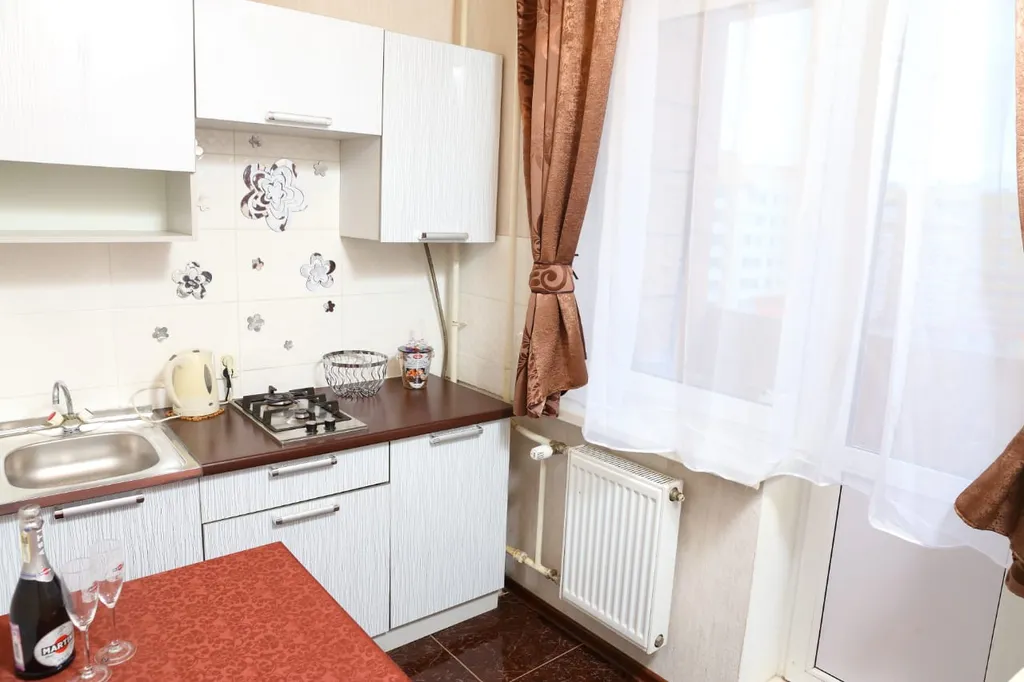 Квартира недалеко от центра рядом с ледовой ареной