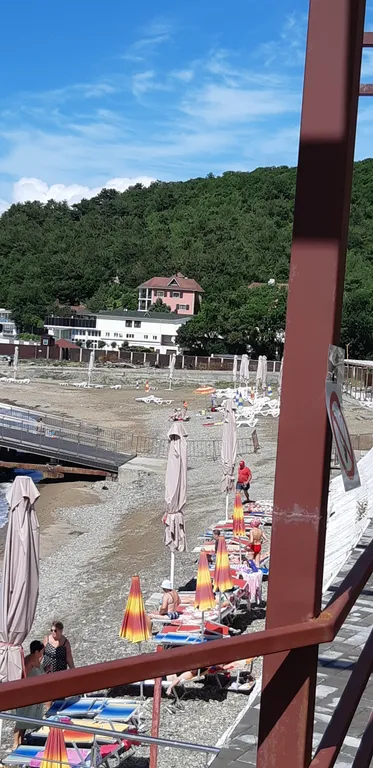 Коттедж 6-комнатный Дом — Бжид