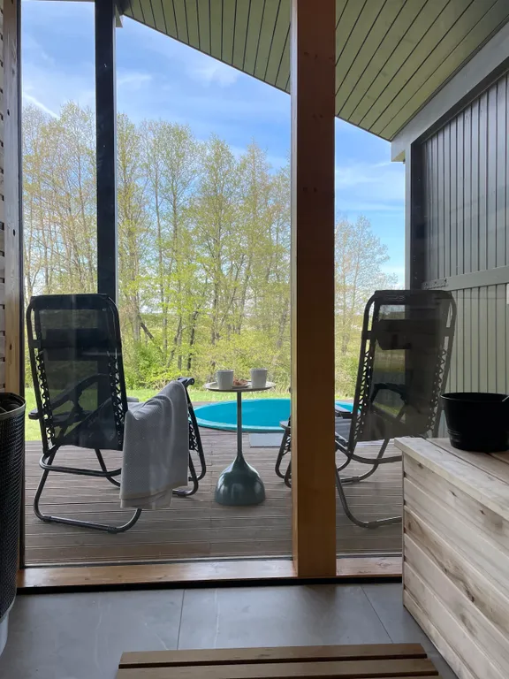 Дом с сауной и купелью в 400 метрах от водохранилища