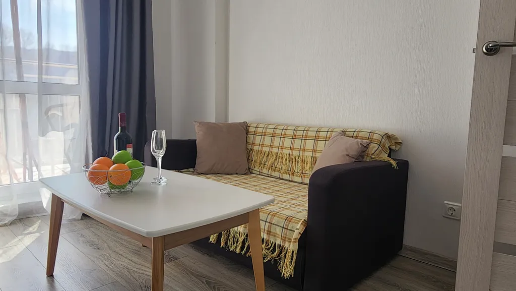 Квартира Однушка в корпусе с бассейном — аренда посуточно в Сукко