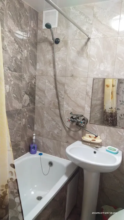 Уютная квартира в центре рядом с парком каруселей