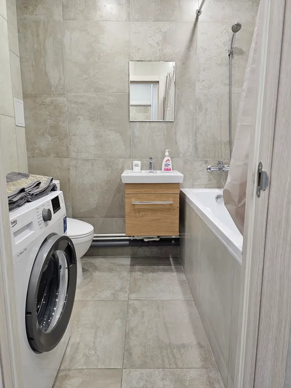 Новая современная и уютная студия в центральном районе