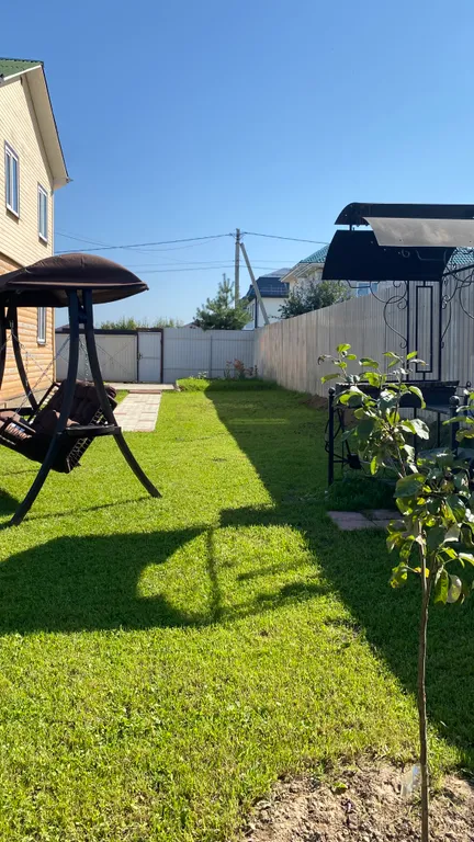 Загородный дом с 5 комнатами, зоной барбекю и баней