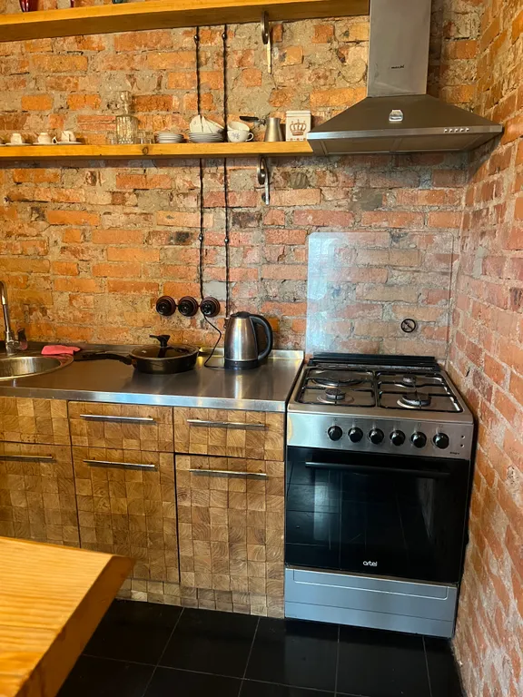 Квартира Квартира Лофт у  пляжа,вода всегда. Плита газ/электро — Сухум