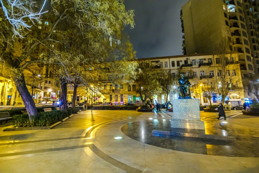 Apartment akhundov park