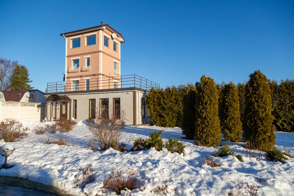 Усадьба у озера