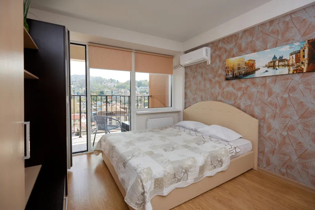 Апартаменты с видом на море и горы