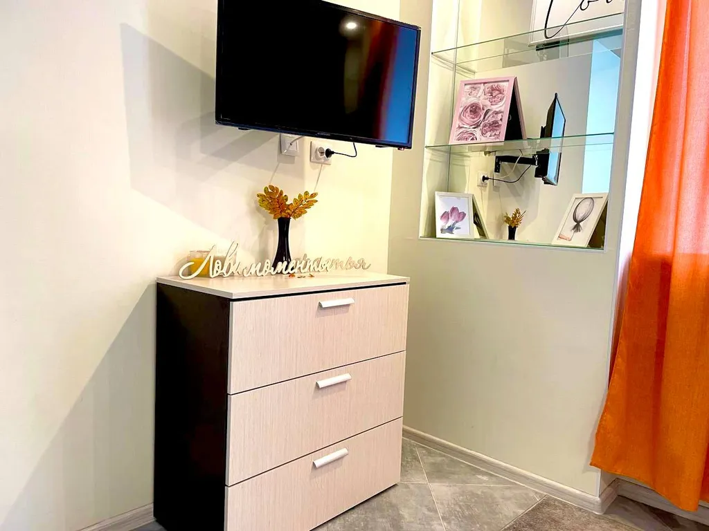 Яркая квартира в центре с кофеваркой