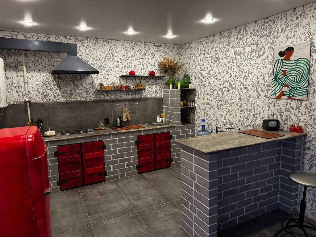 Дом в 1 километре от города