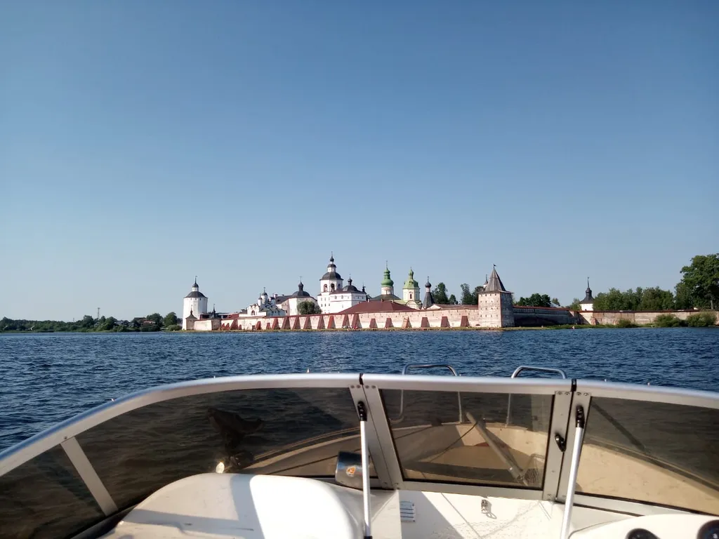 Дом у озера