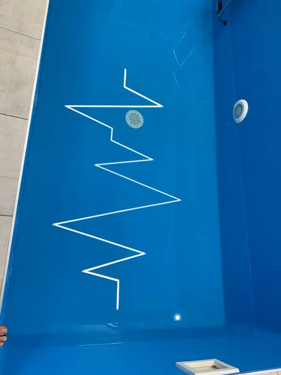 Уютный дом с крытым бассейном