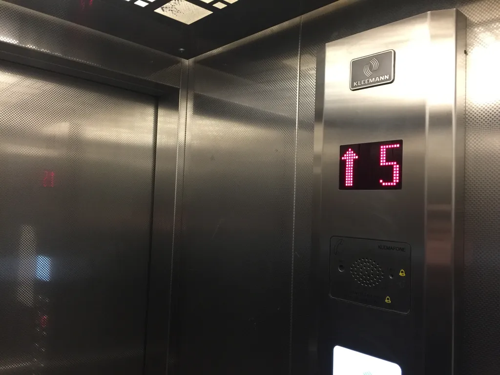 Апартаменты с 2-мя спальнями с видом на яхты