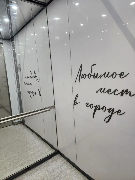 Студия люкс в авторском квартале в центре города