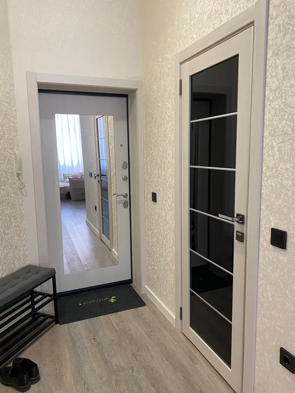 Современная квартира с кондиционером, с красивым видом на горы