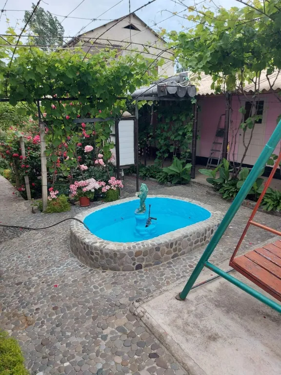 Коттедж с тапчаном