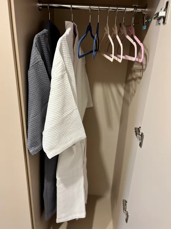 Новая квартира с дизайнерским ремонтом класса люкс