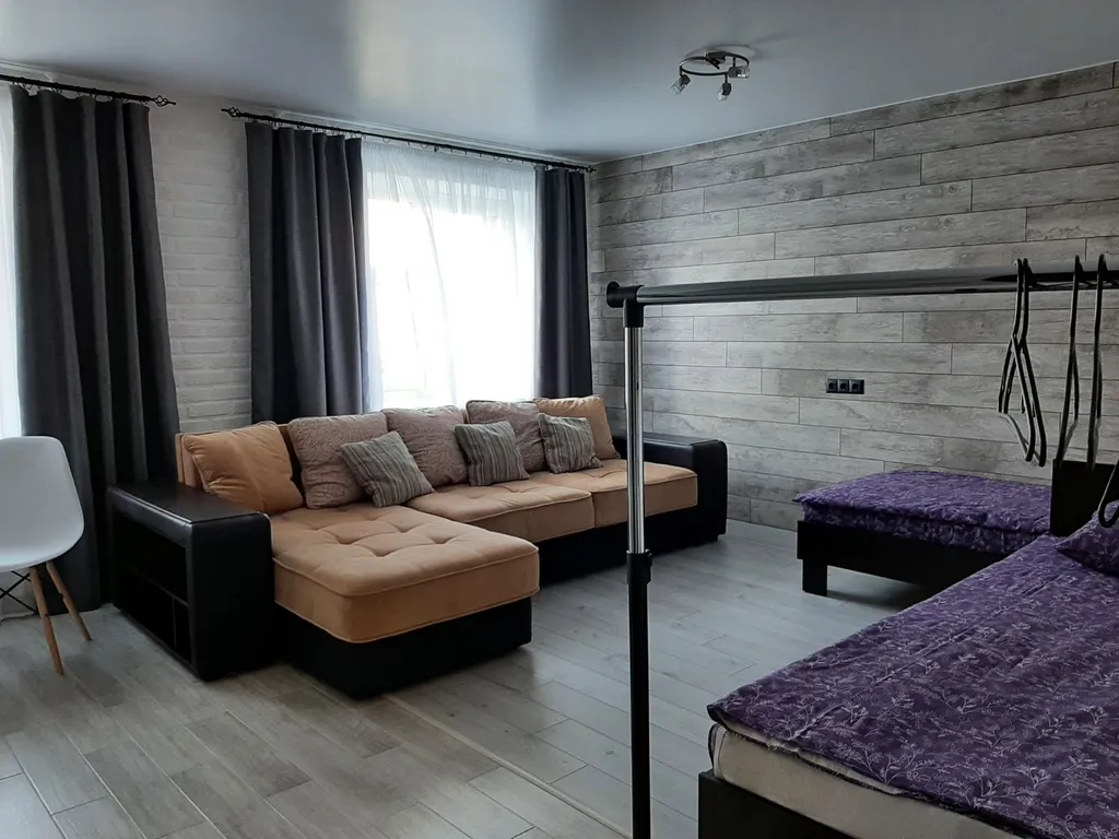 Квартира-студия в Хойниках с евроремонтом для 1-5 человек