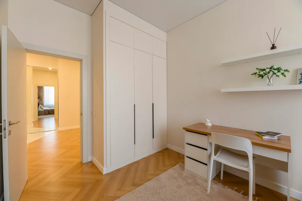 R house Mega Атакент