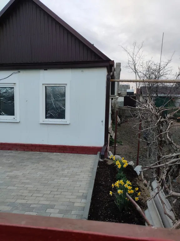 Коттедж Уютный домик рядом с центральным пляжем — аренда посуточно в Приморско-Ахтарск