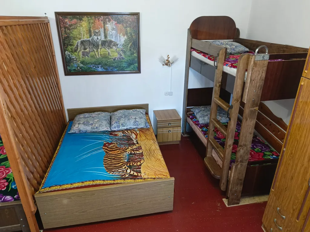 Уютный номер с большим свободным пространством до восьми человек