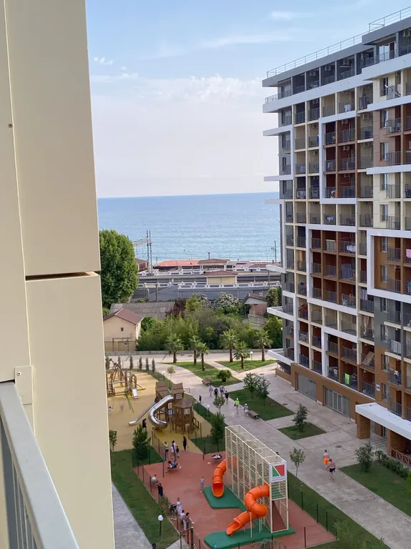 Шикарная 1-комнатная квартира на берегу моря