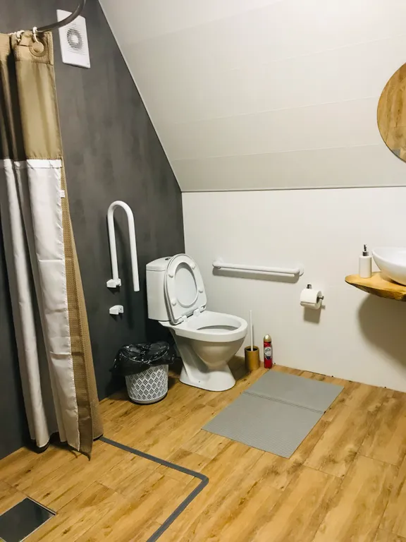 Современный четырехместный А-фрейм