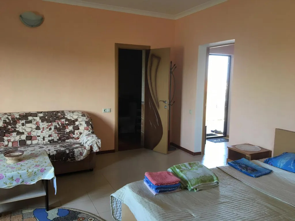 Квартира Двухкомнатный номер комфорт с двумя санузлами — аренда посуточно в За Родину