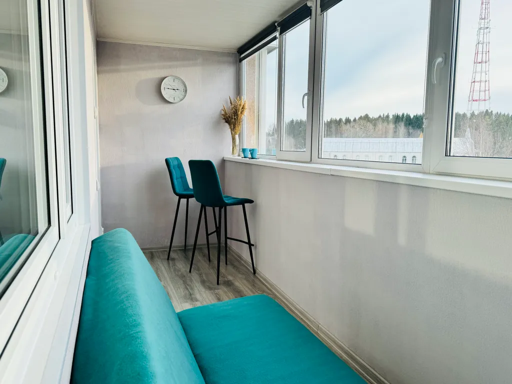 Квартира с уютным балконом и видом на лесопарк