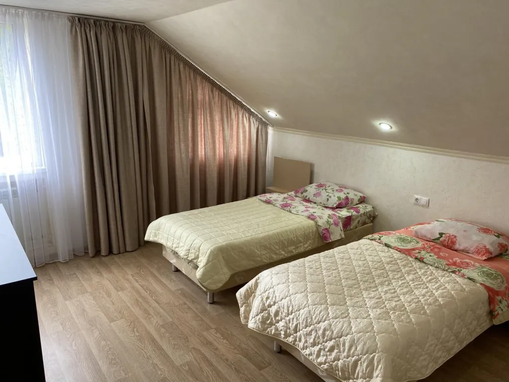 Коттедж 1-комнатный Дом — Сочи