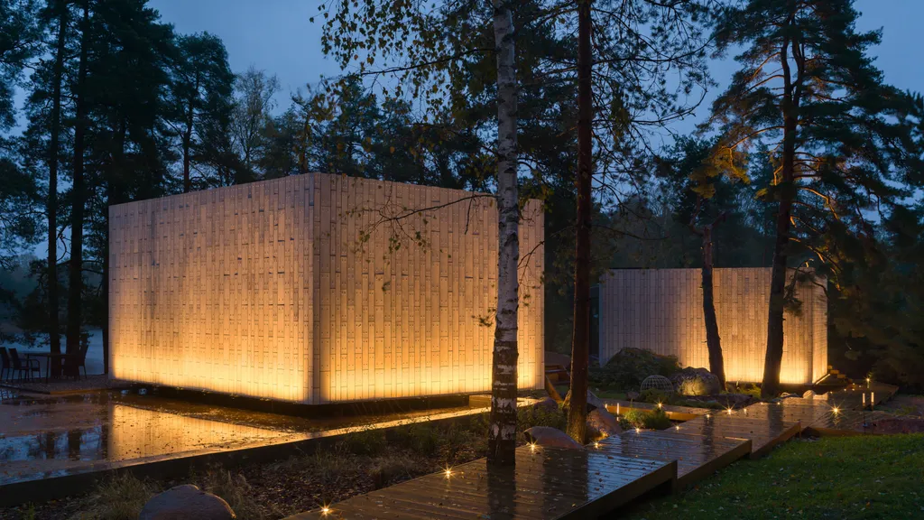 Загородный дом Stockholm с панорамными окнами на берегу реки Вуокса