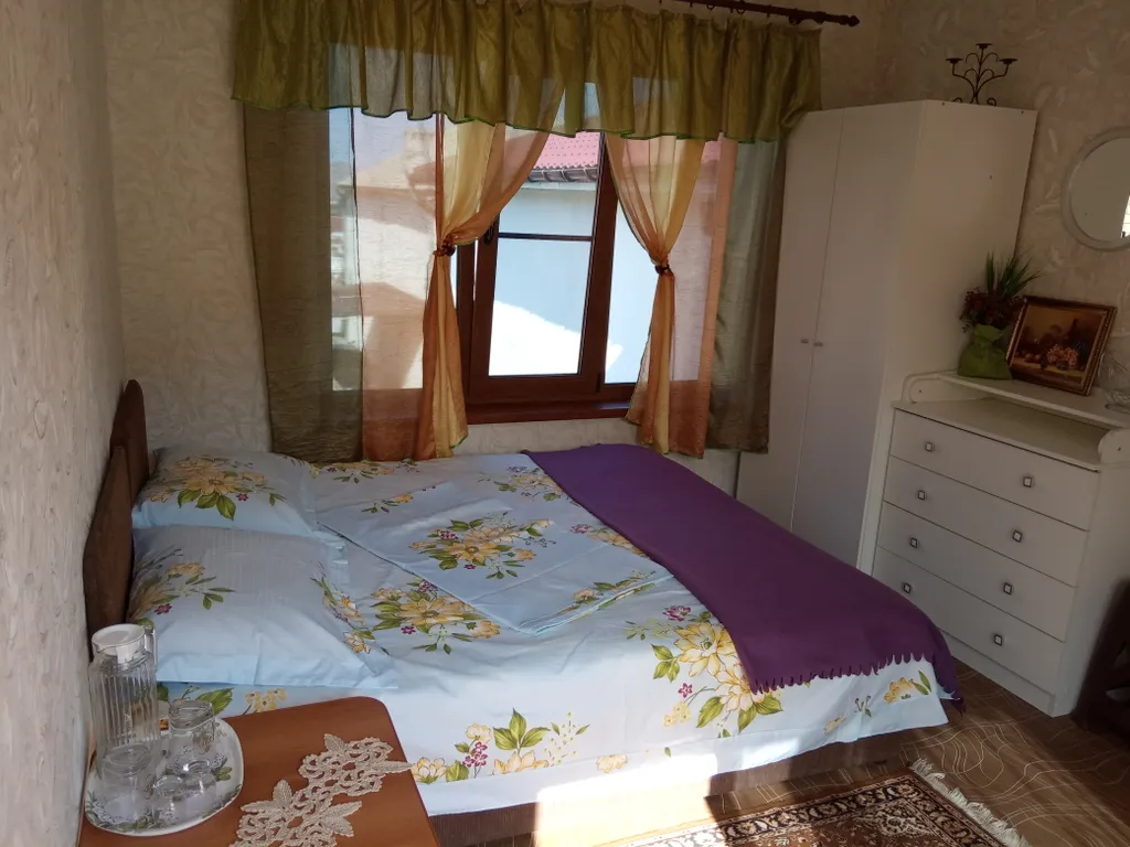 Коттедж Домик у подножья заповедника КараДаг — аренда посуточно в Коктебель