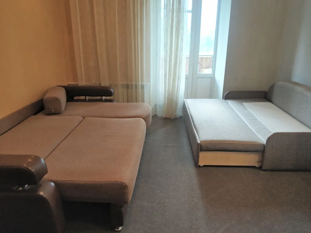 2-комнатная квартира для 6 гостей в центре города в районе Девицкого выезда