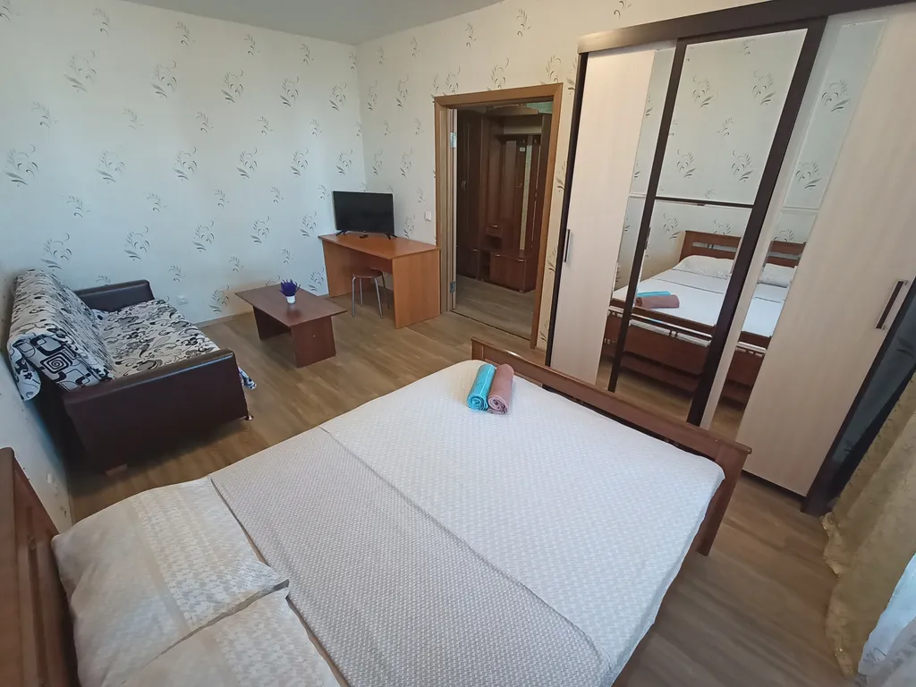 Комфортная квартира в новом доме с закрытой парковкой и Wi Fi