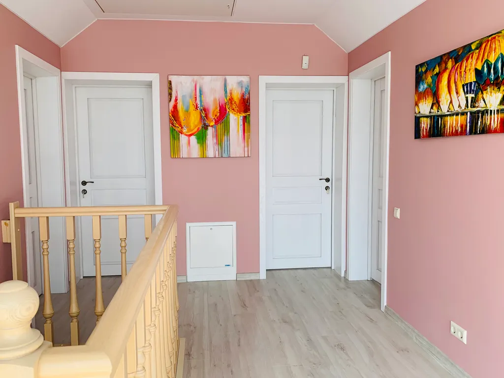 Дом у моря в сосновом бору