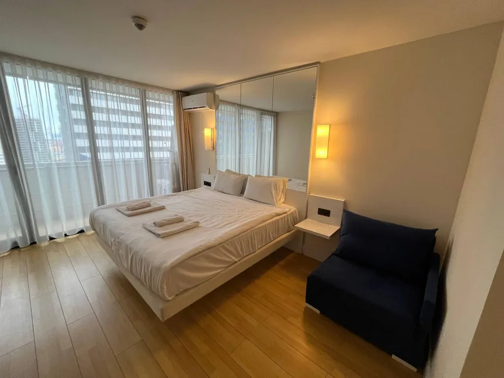 Апартаменты у моря в апарт-отеле Orbi city