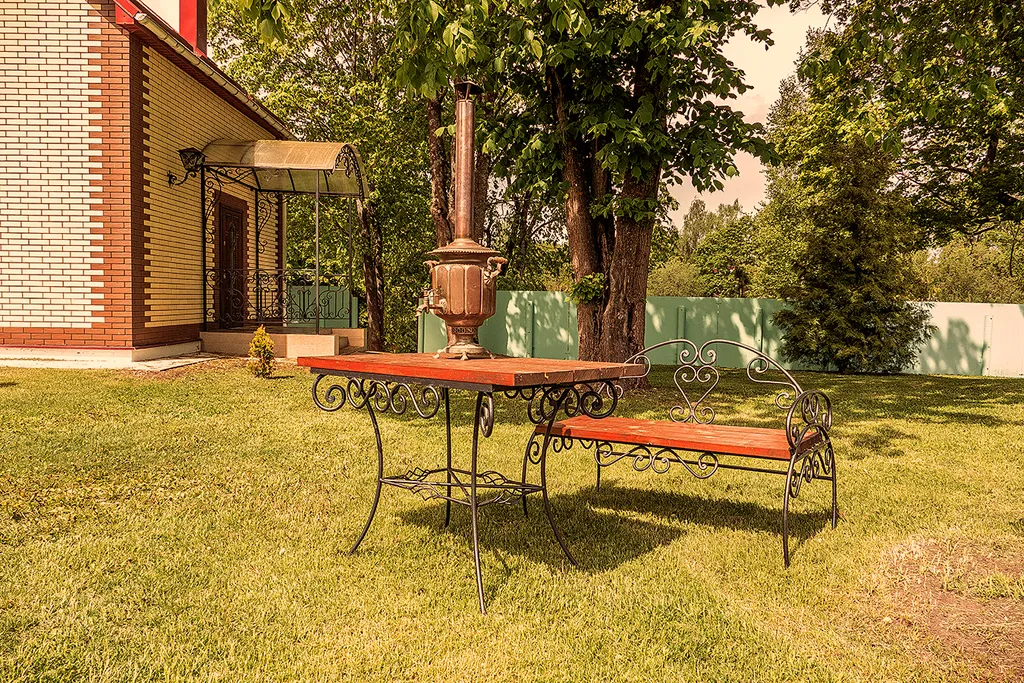 Уютный дом на берегу с мангальной зоной и баней