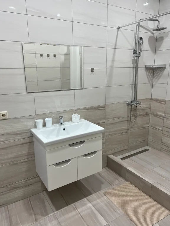 Новая 3-комнатная квартира в ЖК Лазурный Берег