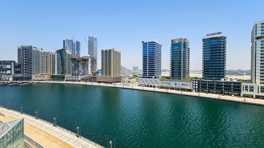 Bright 1BR in the Pad by Omniyat | Business Bay