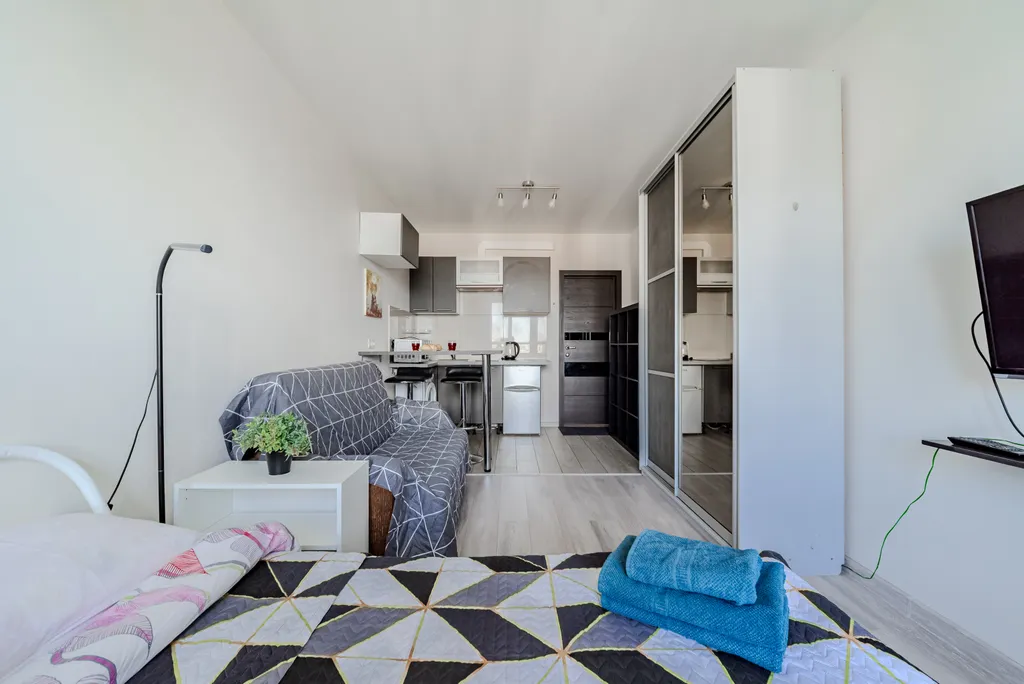 Небольшая студия у метро