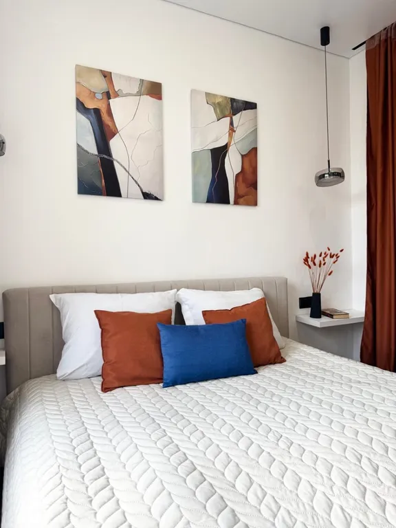 Красивая квартира в новом ЖК — аренда посуточно в Иркутск