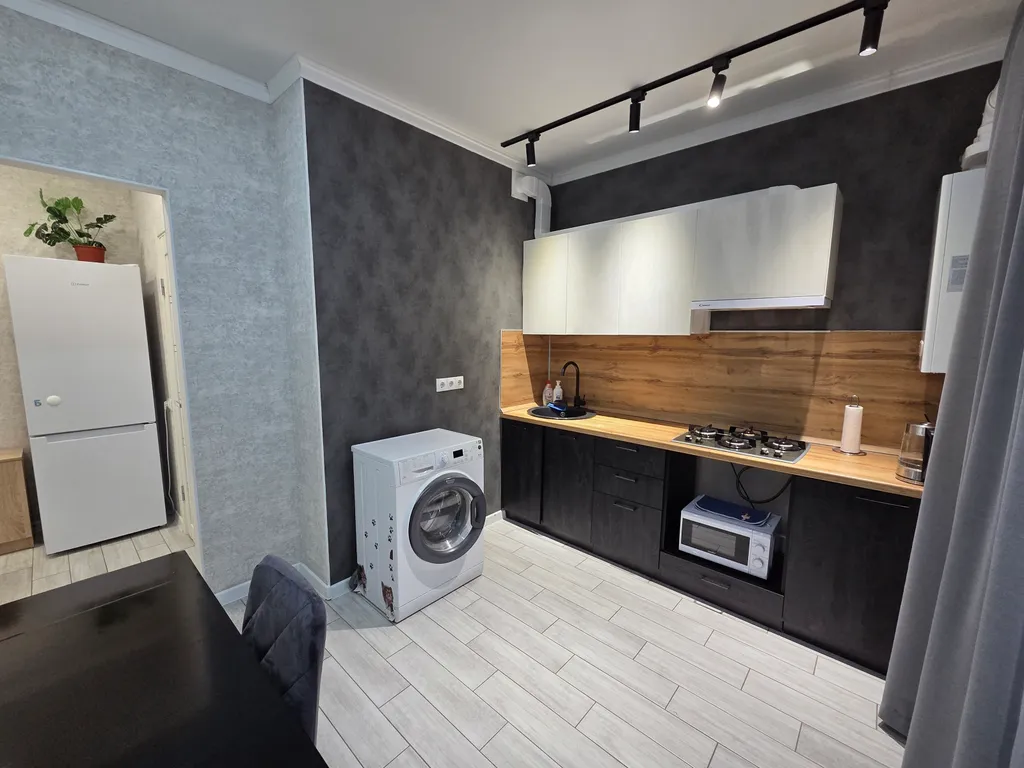 Апартаменты VVA / Российский проспект