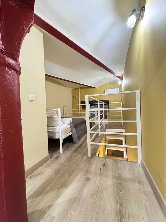 Квартира Квартира Уютная Golden Studio в 8 минутах на метро от самого центра города — Москва