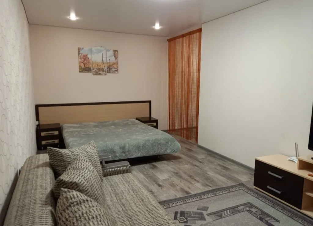 Уютная квартира в центре города — аренда посуточно в Сибай