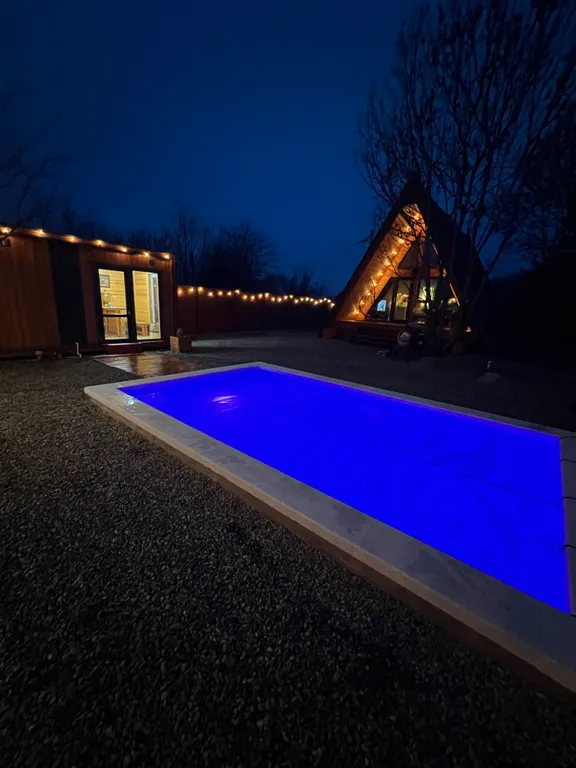 Коттедж Коттедж Уютный Афрейм с бассейном и баней — Горячий Ключ