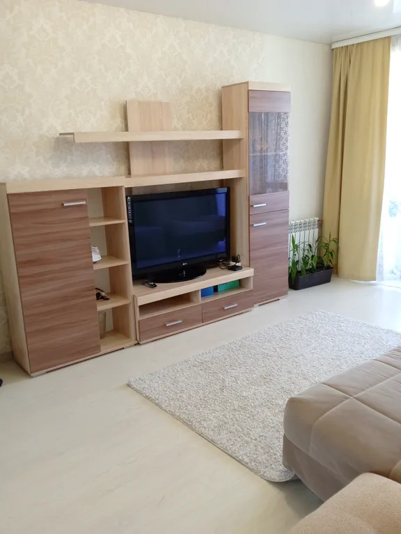 Отличная уютная квартира рядом центральной вахтой и жд вокзалом