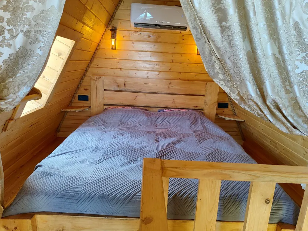 Домик а-фрейм на 1 линии