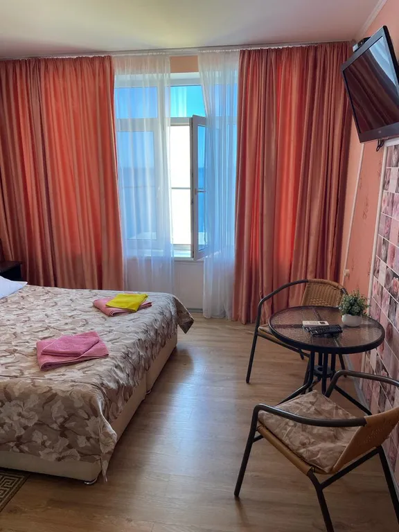 Квартира Уютный светлый номер с видом на море или на лес — аренда посуточно в Небуг