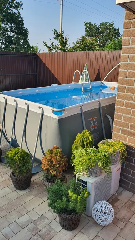 Домик с бассейном на Фиоленте со своей территорией