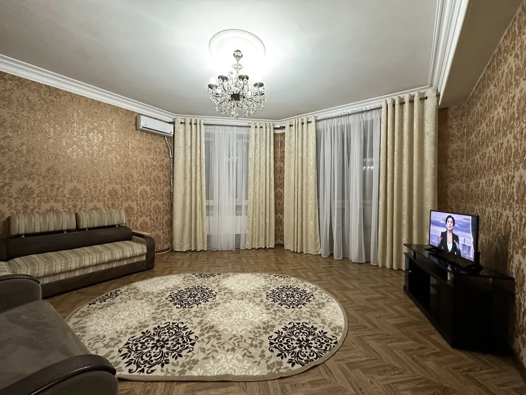 Квартира 2-комнатная Квартира — Махачкала