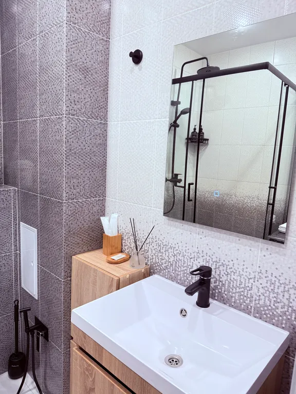 Уютная квартира с Алисой на берегу Ангары